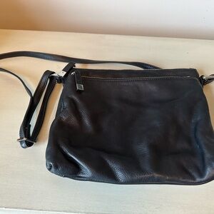 Margot genuine leather crossbody purse black